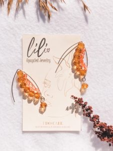 lili, a brand of upcycled jewelry that invents unique pieces reusing discarded jewelry materials