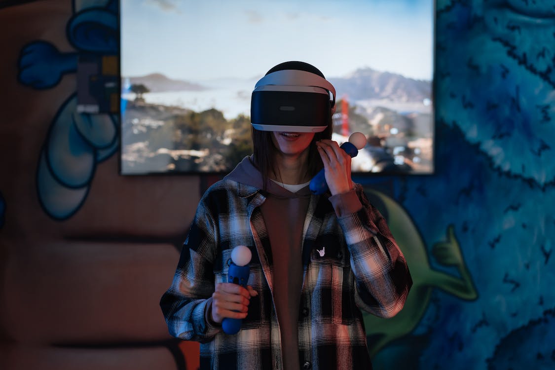 A person using virtual reality to access virtual fashion.