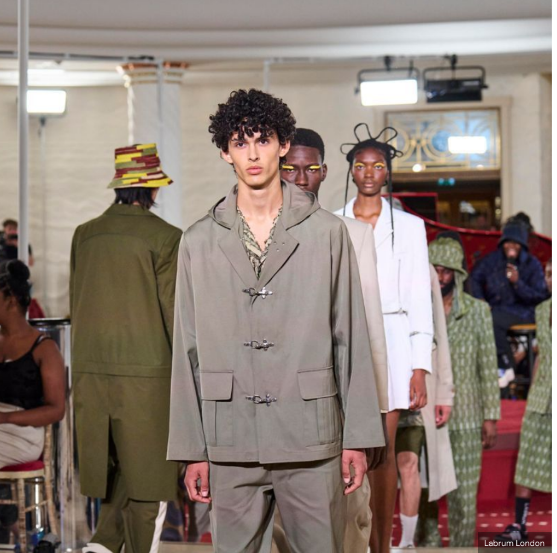 Men's Elegance Unveiled: London Fashion Week S/S 24 Blends Modern ...