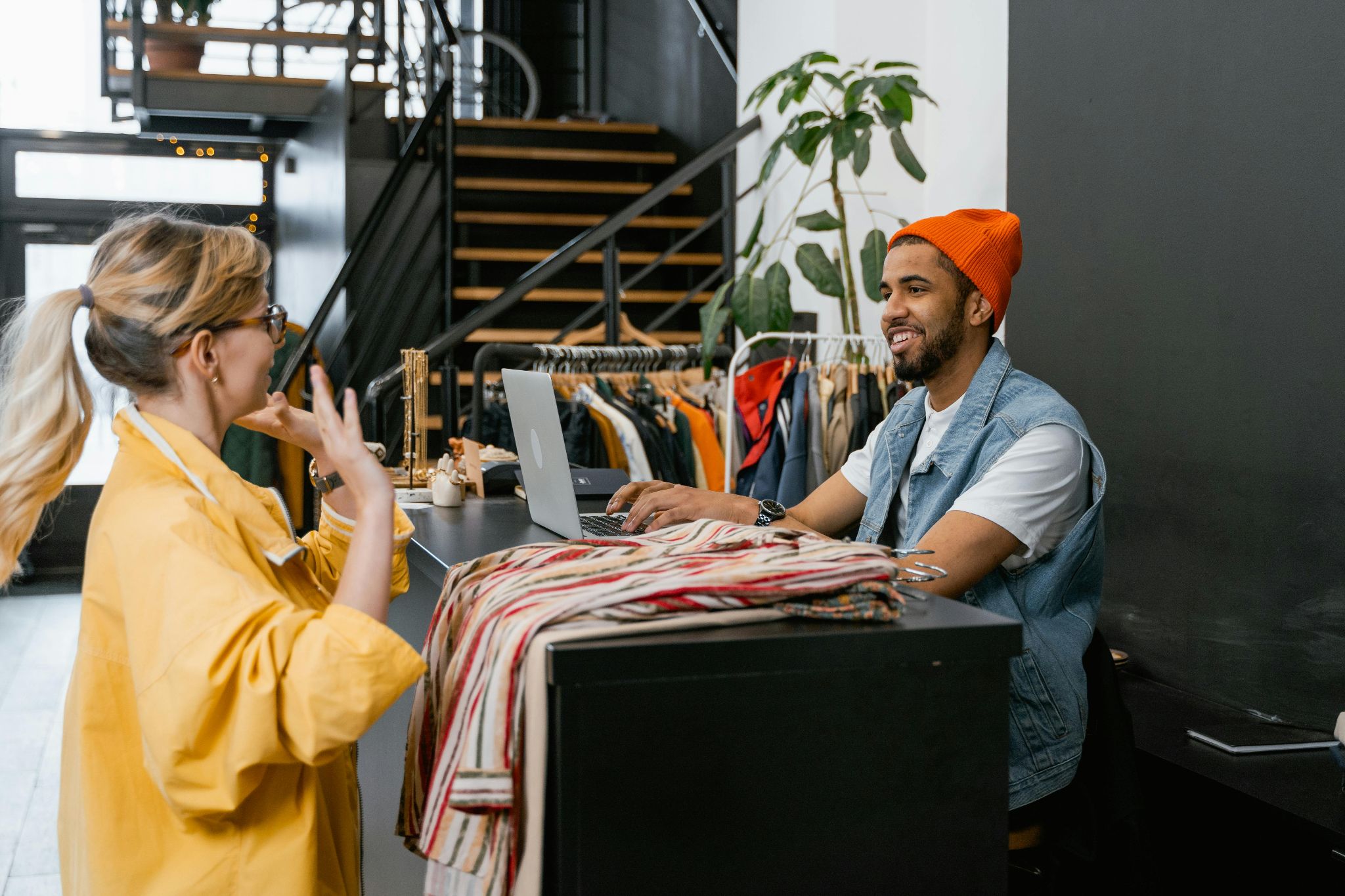 Local Fashion Businesses need to navigate during Weathering Economic Shifts